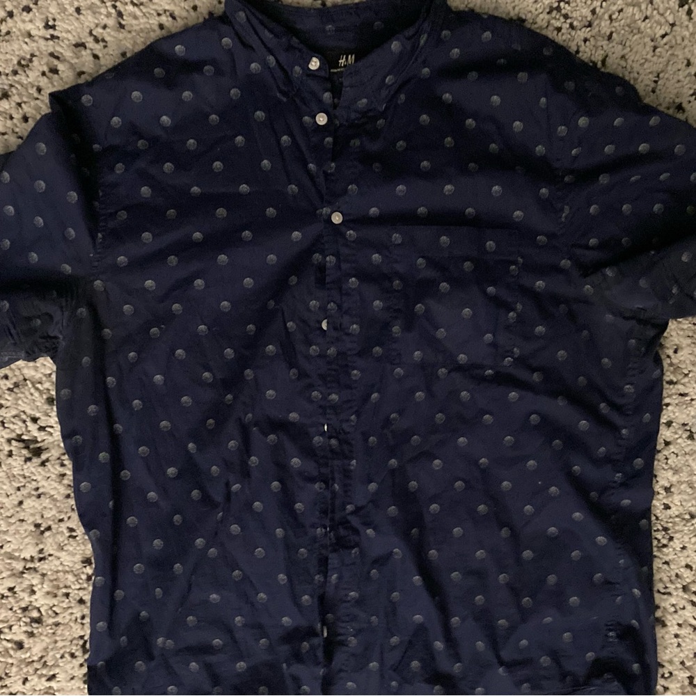 H&M short sleeve shirt